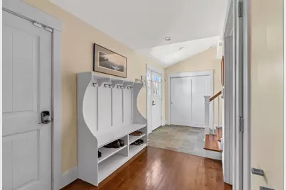 20 Bay View Ave, Quincy, MA 02169 - Photo 10