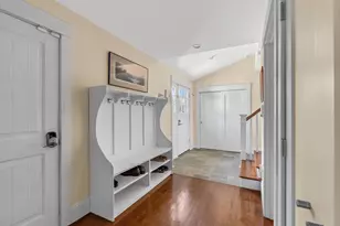 20 Bay View Ave, Quincy, MA 02169 - Photo 10