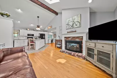 31 Columbus Road, Woburn, MA 01801 - Photo 16