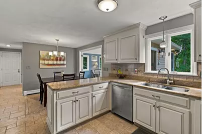 7 Doucette Dr, Marlborough, MA 01752 - Photo 8