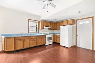 20 Bowen Ave, Medford, MA 02155 - Photo 2