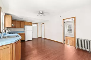 20 Bowen Ave, Medford, MA 02155 - Photo 4