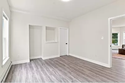 15 Vernon St, Worcester, MA 01610 - Photo 12