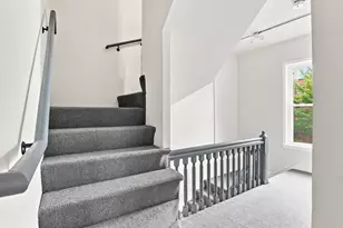 15 Vernon St, Worcester, MA 01610 - Photo 28