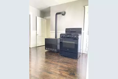 11 Leon St, Worcester, MA 01604 - Photo 10