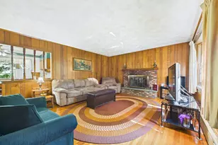 1541 N Hixville Rd, Dartmouth, MA 02747 - Photo 4