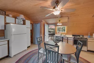 37 Vinton Rd, Holland, MA 01521 - Photo 4