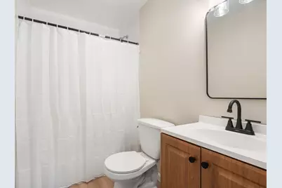 28 Dawes St, Springfield, MA 01109 - Photo 18