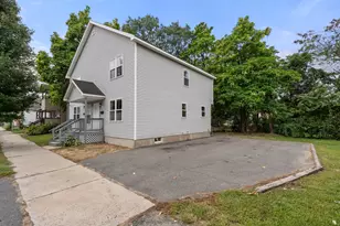 28 Dawes St, Springfield, MA 01109 - Photo 38