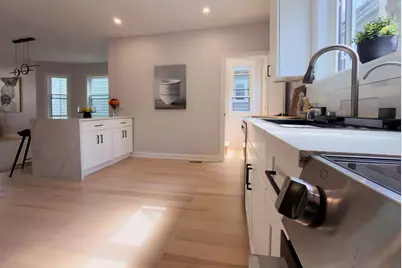 446 Broadway #1, Somerville, MA 02145 - Photo 2