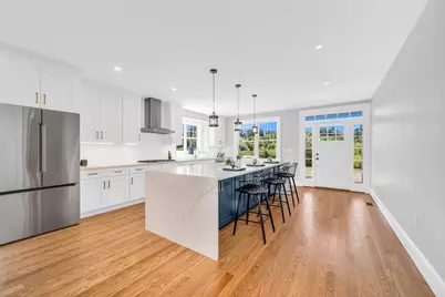 11 Adams Ln #11, Sherborn, MA 01770 - Photo 4
