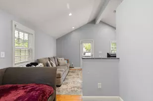 405 R Walnut St, Stoughton, MA 02072 - Photo 16