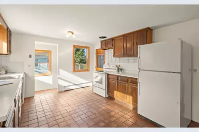 298 Forest St, Arlington, MA 02474 - Photo 12