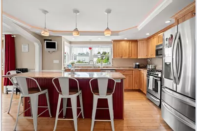 23 Porter St #C, Beverly, MA 01915 - Photo 4