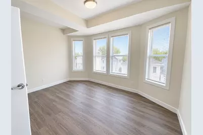 178 University Ave #2, Lowell, MA 01854 - Photo 6
