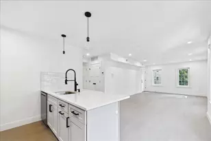 305 Chestnut Ave, Boston, MA 02130 - Photo 12
