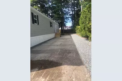 35 Woodchip Sq, North Attleboro, MA 02760 - Photo 4
