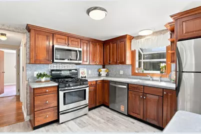 23 Mayflower Road, Woburn, MA 01801 - Photo 10