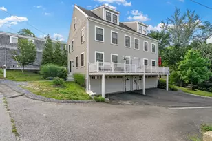 11 Rockland Cir, Hull, MA 02045 - Photo 1