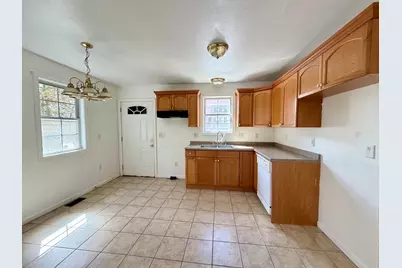 52-54 Reed St, Springfield, MA 01109 - Photo 6
