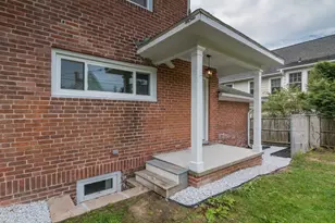 41 Dartmouth St, Holyoke, MA 01040 - Photo 40