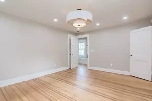 41 Dartmouth St, Holyoke, MA 01040 - Photo 26