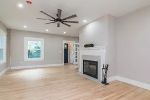 41 Dartmouth St, Holyoke, MA 01040 - Photo 8