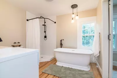 41 Dartmouth St, Holyoke, MA 01040 - Photo 30