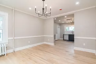 41 Dartmouth St, Holyoke, MA 01040 - Photo 14