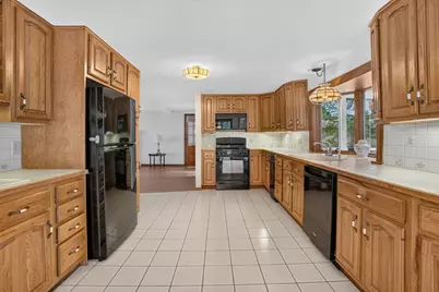 375 Kendall Rd, Tewksbury, MA 01876 - Photo 8