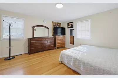 5 Ivy Cir, Randolph, MA 02368 - Photo 18