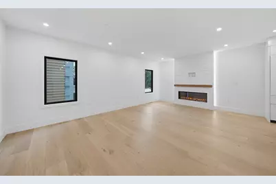 421 East 6th Street #TH3, Boston, MA 02127 - Photo 2