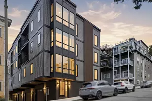 421 E 6th St, Boston, MA 02127 - Photo 40