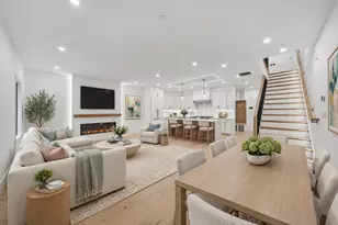 421 E 6th St, Boston, MA 02127 - Photo 8