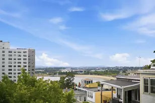 421 E 6th St, Boston, MA 02127 - Photo 32