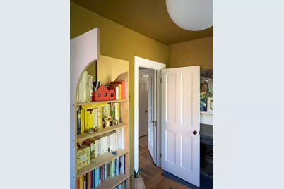 64 Bartlett St #4, Boston, MA 02119 - Photo 10