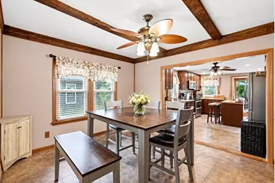 28 Dalton Pl, Springfield, MA 01109 - Photo 6