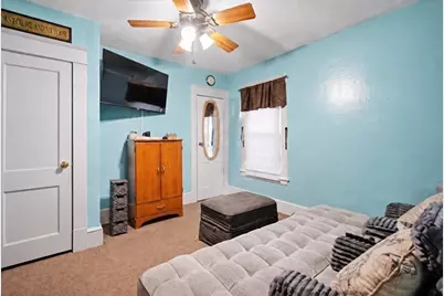 28 Dalton Pl, Springfield, MA 01109 - Photo 12