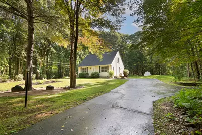 336 Pommogussett Rd, Rutland, MA 01543 - Photo 2