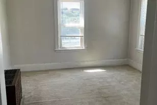 7 Maxwell St, Worcester, MA 01607 - Photo 30