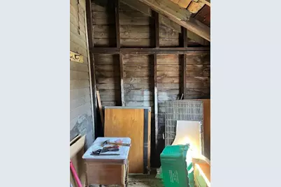 7 Maxwell St, Worcester, MA 01607 - Photo 36