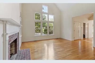 57 Cobblestone Circle, North Andover, MA 01845 - Photo 10