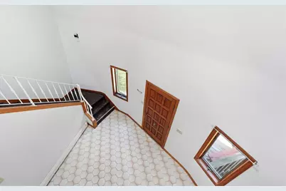 243 Oak St, Holliston, MA 01746 - Photo 18