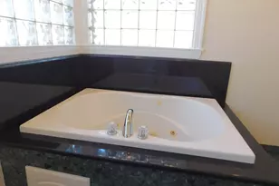 682 Rock St, Fall River, MA 02720 - Photo 28
