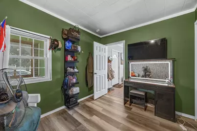 30 Santa Barbara, Springfield, MA 01104 - Photo 6