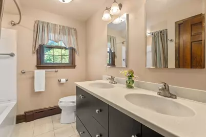 283 Hamlin St, Acushnet, MA 02743 - Photo 12