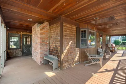 283 Hamlin St, Acushnet, MA 02743 - Photo 4