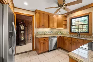 283 Hamlin St, Acushnet, MA 02743 - Photo 10