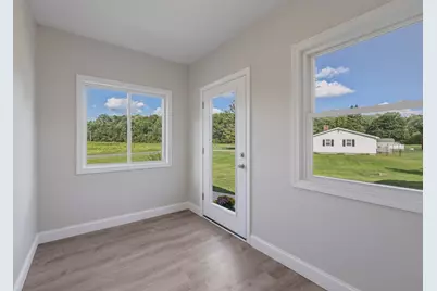 27 Huntington Rd, Hadley, MA 01035 - Photo 18