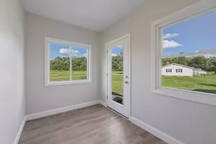 27 Huntington Rd, Hadley, MA 01035 - Photo 18